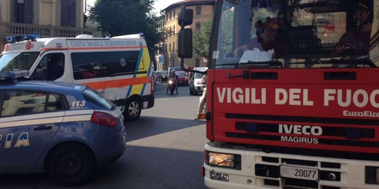 L'incendio di una palazzina a Roma