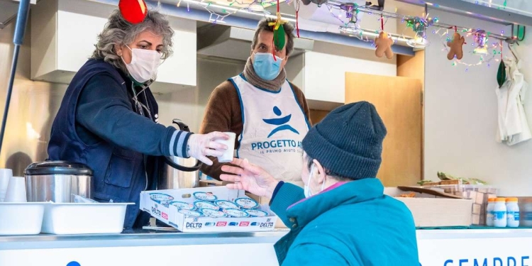 La cucina mobile del Progetto Arca, foto di Daniele Lazzaretto