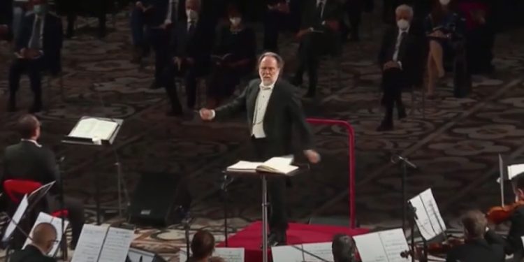 Il maestro Riccardo Chailly, foto Youtube