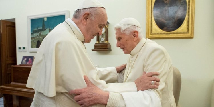 Ratzinger e Francesco