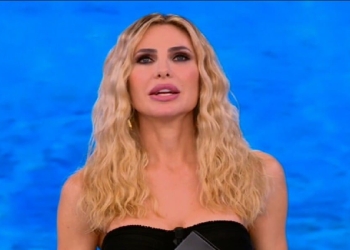 Ilary Blasi, Isola dei Famosi 2021