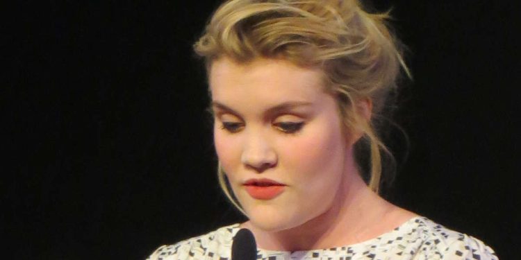 Emerald Fennell (Wkipedia)