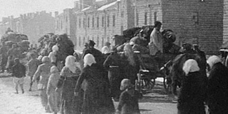 Un momento della deportazione degli armeni (foto dal web)