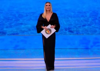 Ilary Blasi, Isola dei Famosi 2021