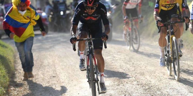 Bernal Strade Bianche Giro