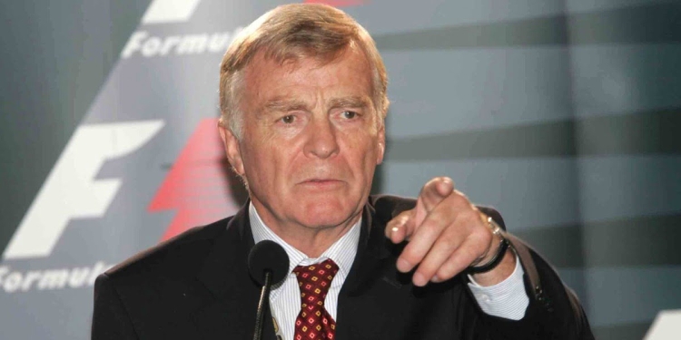 Max Mosley, ex presidente FIA (Foto: 2004, LaPresse)