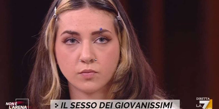 Anna Lou Castoldi, Non è l'Arena