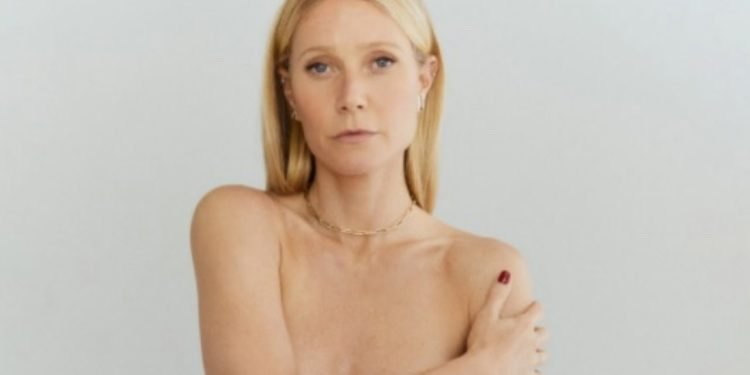 Gwyneth Paltrow in topless (foto: Goop.com)