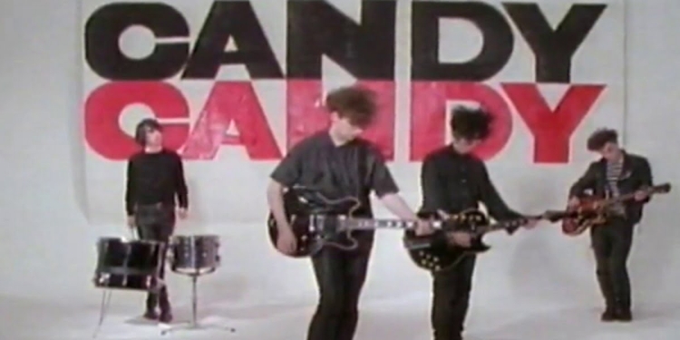 The Jesus and Mary Chain nel video di Just Like Honey (1985)