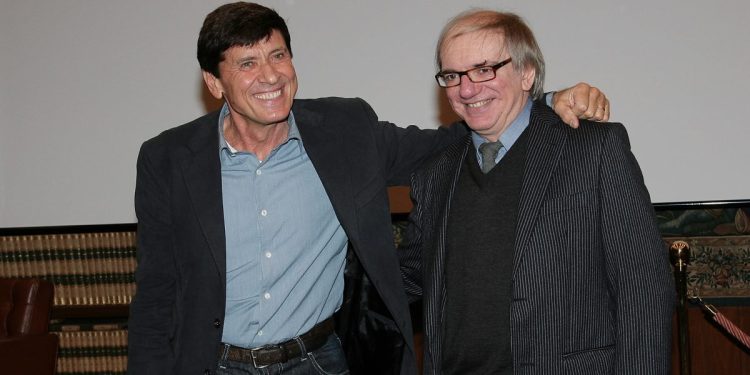 Paolo Beldì con Gianni Morandi (Foto: 2009, LaPresse)