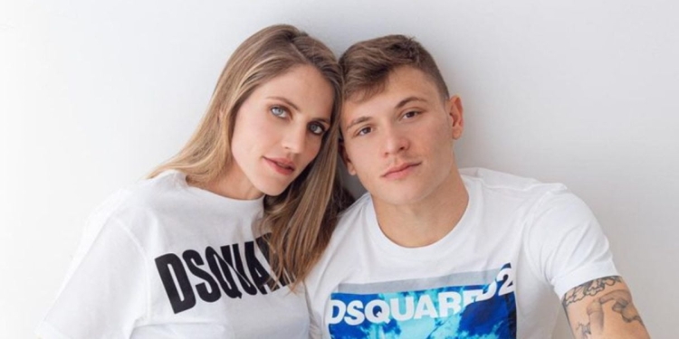 Nicolò Barella e la moglie Federica Schievenin (Instagram)