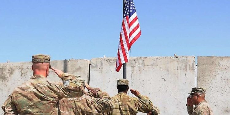 Soldati americani lasciano l'Afghanistan