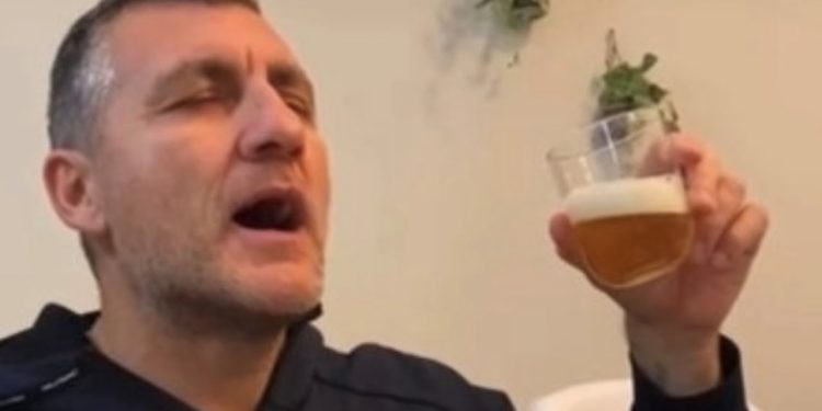 Bobo Vieri e la sua Bombeer