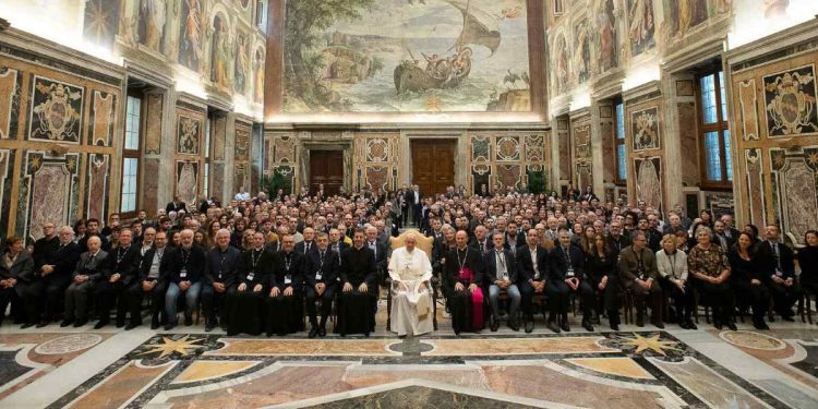 Papa Francesco con gli esercenti cinema