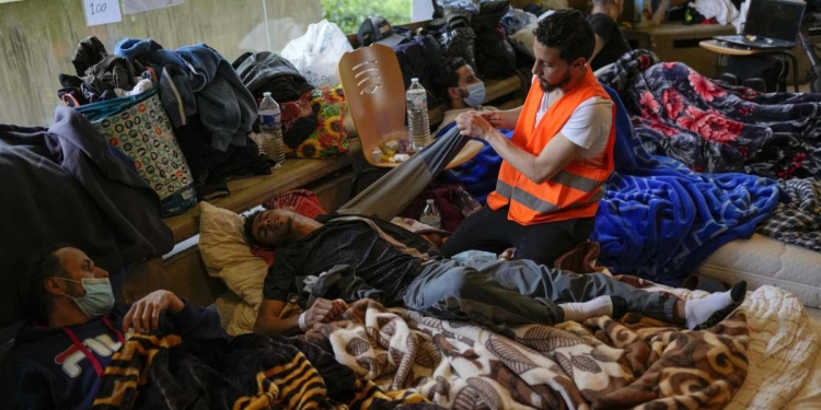 Chiesa accoglie migranti Bruxelles