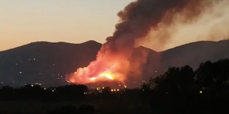 Incendio a Vicopisano (Foto: da YouTube)