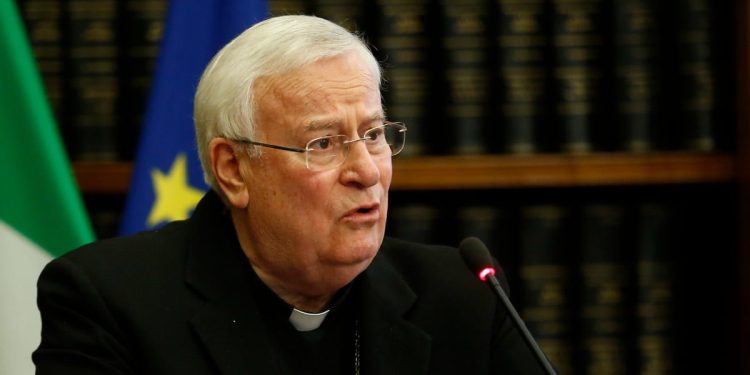 Il card. Gualtiero Bassetti, presidente della Conferenza episcopale italiana (LaPresse)