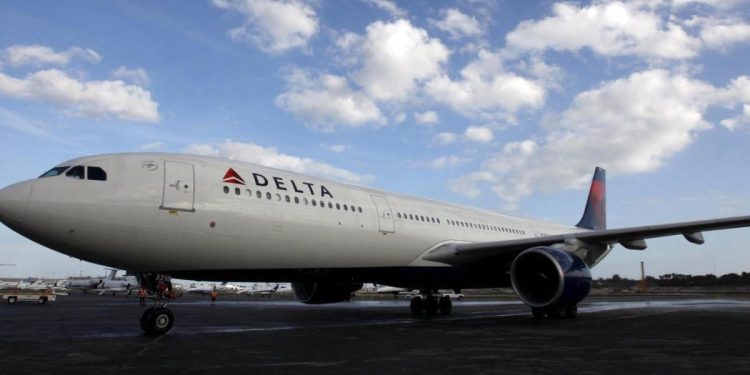 delta air Lines assicurazione sanitaria no vax