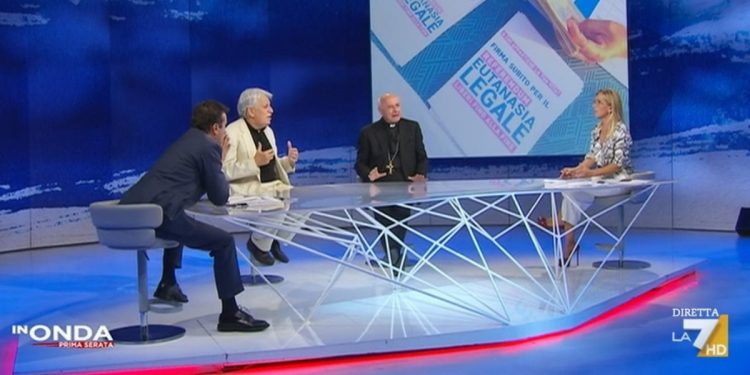 Luigi Manconi e monsignor Vincenzo Paglia (In Onda, 2021)