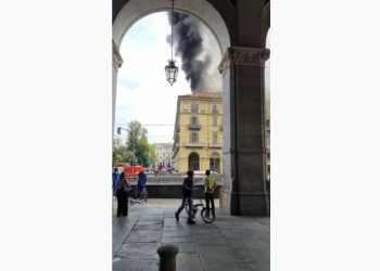 Incendio a Torino, screen da Youtube