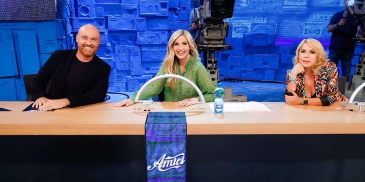 I professori di canto di Amici 2021