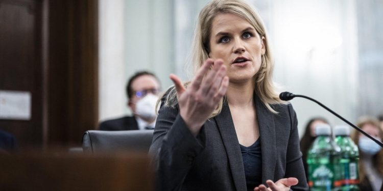 Frances Haugen, whistleblower Facebook (Foto: LaPresse)