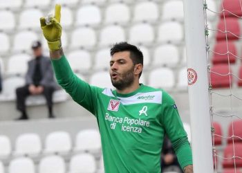 Marco Amelia, qui con la maglia del Vicenza (Foto LaPresse)