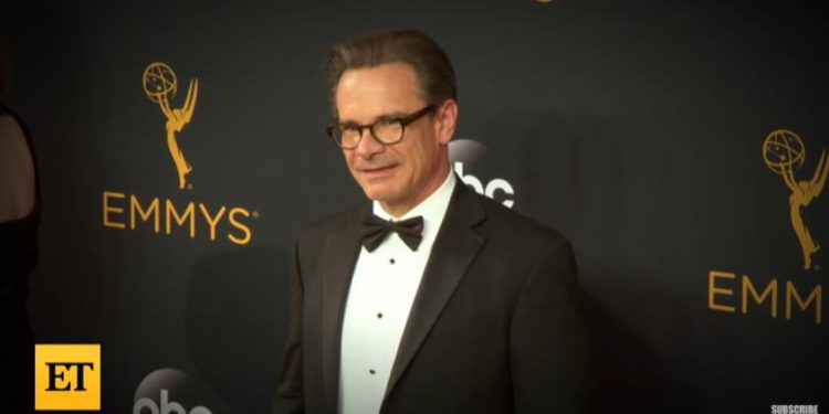 Peter Scolari, screen da Youtube