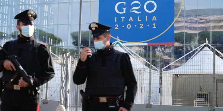 Controlli di sicurezza al G20 di Roma (Foto: LaPresse)