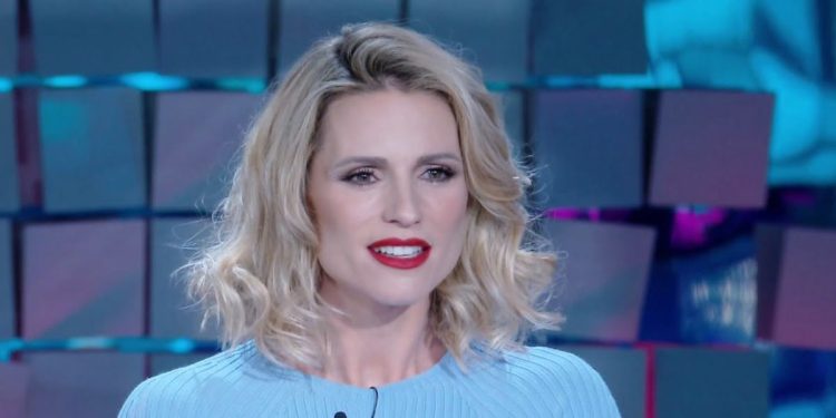 Michelle Hunziker (Verissimo, 2021)