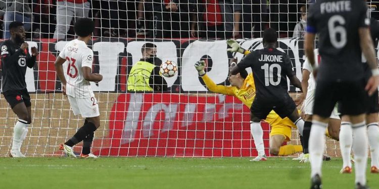 Video Siviglia Lille (1-2) Champions League gruppo G 4^ giornata (Foto LaPresse)