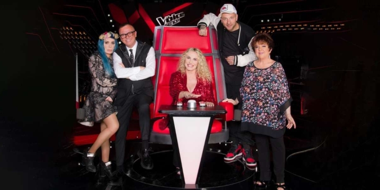 Il cast della seconda edizione di The Voice Senior (Rai)