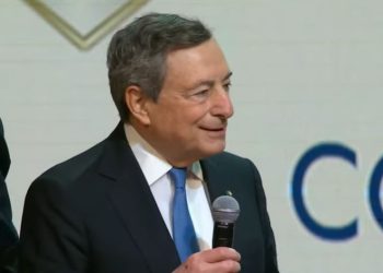 Mario Draghi, Collari d'Oro (screen da Youtube)