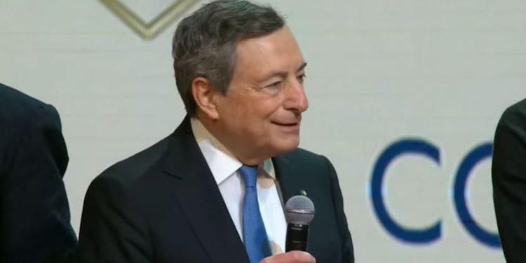 Mario Draghi, Collari d'Oro (screen da Youtube)