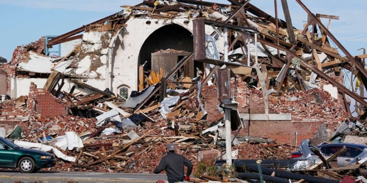 Gli effetti dell'ultimo tornado negli Stati Uniti