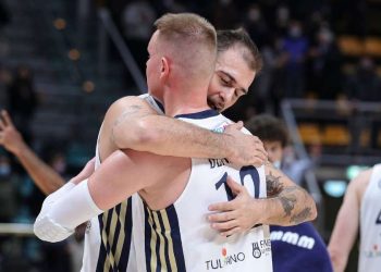 Diretta Fortitudo Bologna Napoli, basket Serie A1 29^ giornata (da facebook.com/EffeChannelBO)