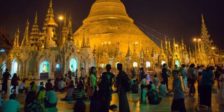 Natale in Myanmar