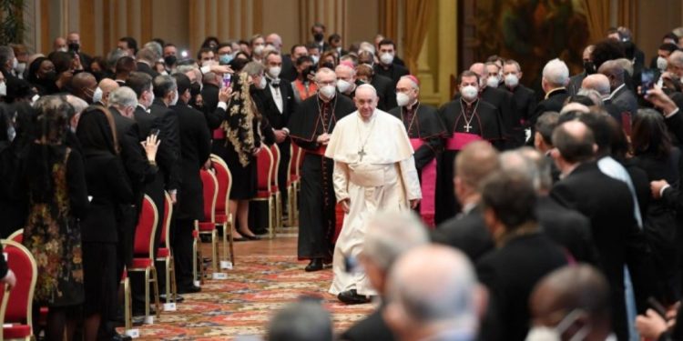 Papa, diplomatici Vaticano