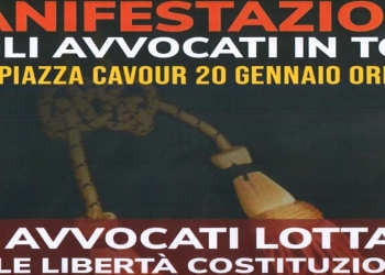 Manifestazione avvocati in toga