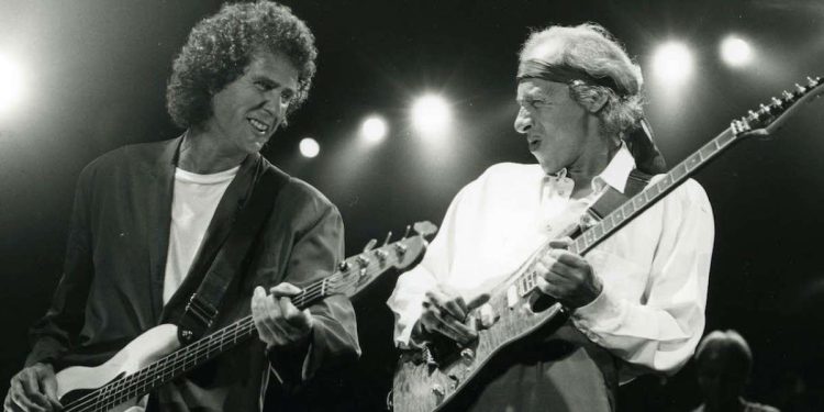 John Illsley e Mark Knopfler (Photo by Mick Hutson/Redferns)