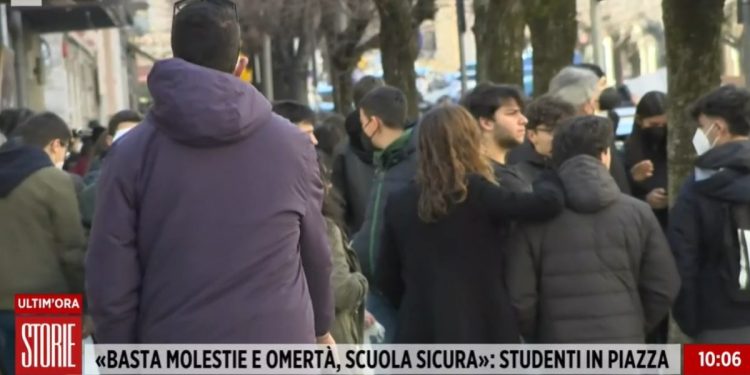 Protesta Castrolibero (Storie Italiane, 2022)