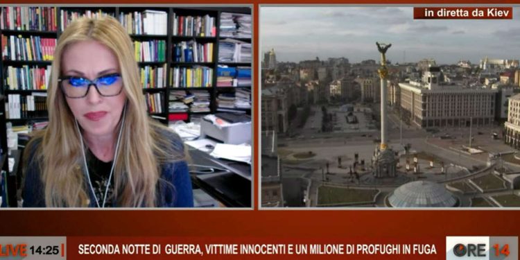 Roberta Bruzzone, Ore 14