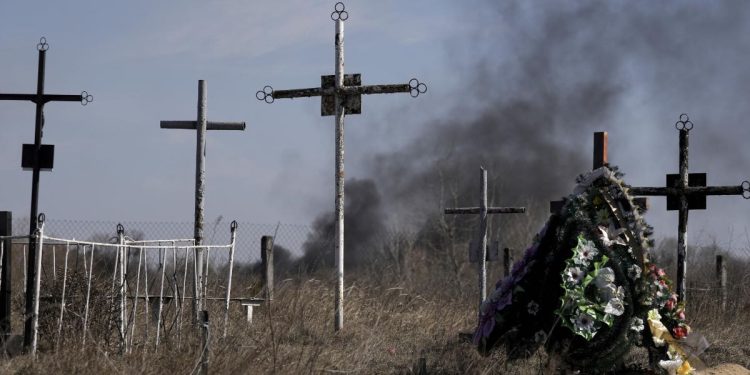 Cimitero di Vasylkiv a sud-ovest di Kiev (Foto: LaPresse)