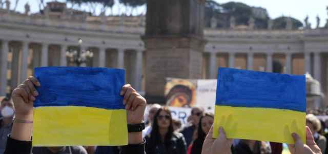 Papa Francesco: “in Nome Di Dio Fermate Guerra In Ucraina!”/ “Mariupol ...