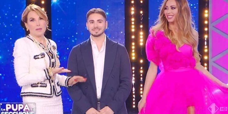 La Pupa e il Secchione show
(Foto: web)