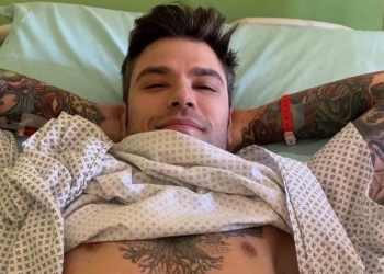 Fedez operato: la foto dall'ospedale (Instagram)