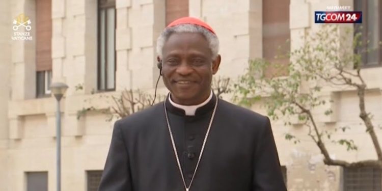 Il cardinale Peter Turkson (Stanze Vaticane, 2022)