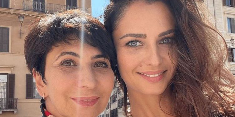 Anna Safroncik e la madre Lilia
(Foto: web)