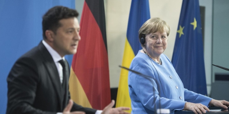 Zelensky e Merkel