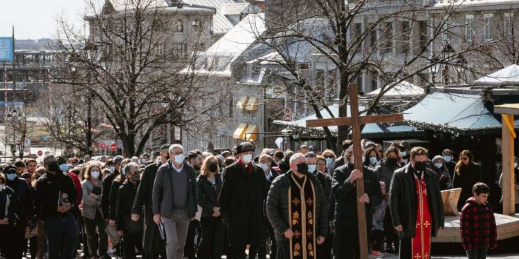 Un momento della Via Crucis a Montreal (foto d'archivio)